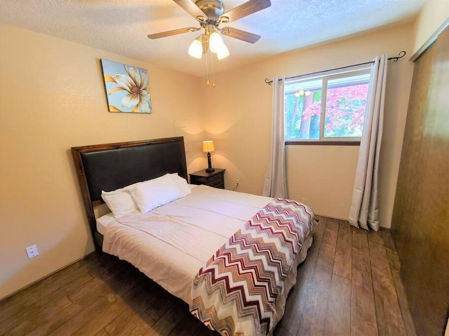 The Hideaway Villa Port Angeles Exterior photo
